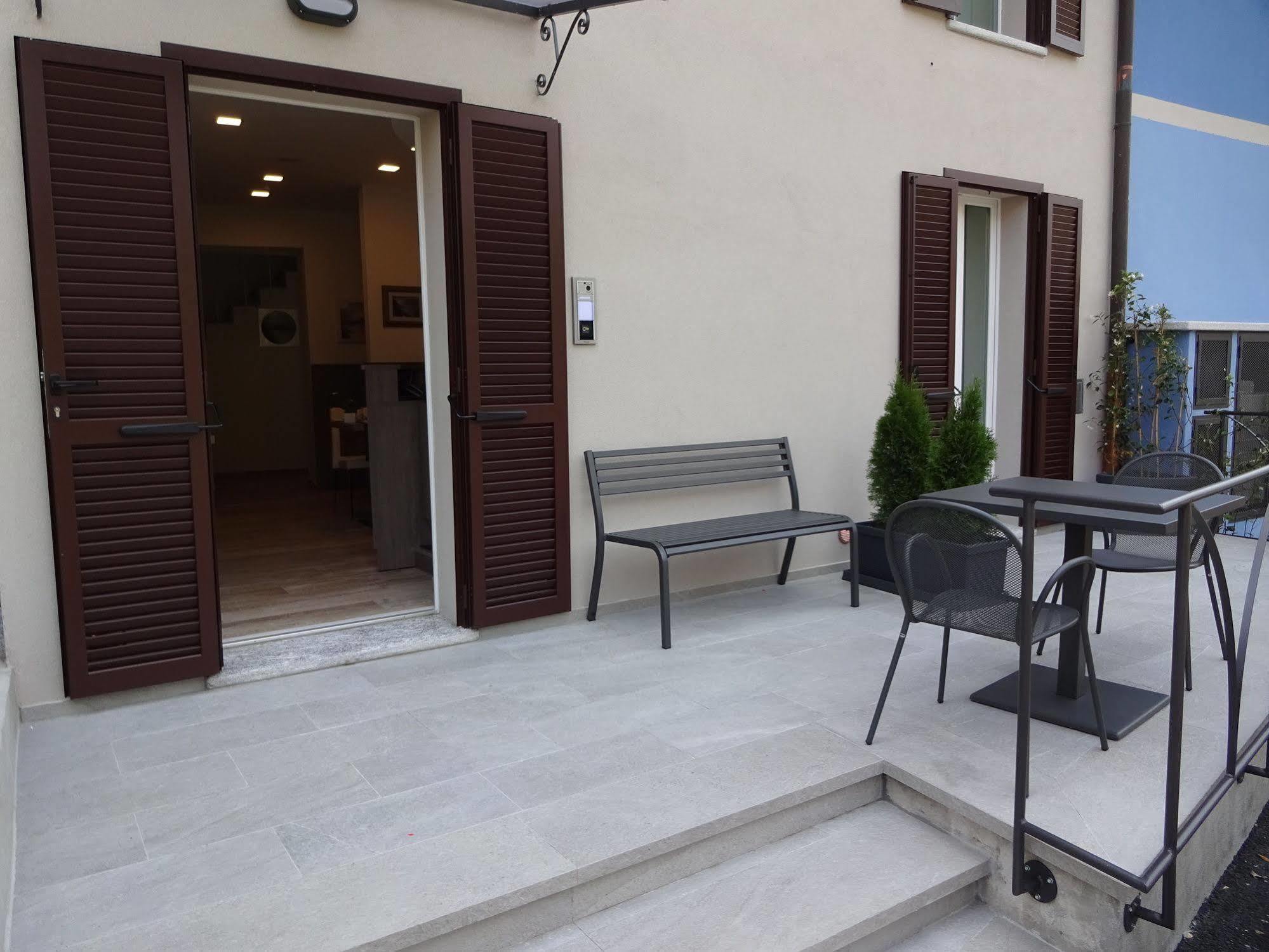 Italianway - Affittacamere Brenna San Fermo della Battaglia Buitenkant foto